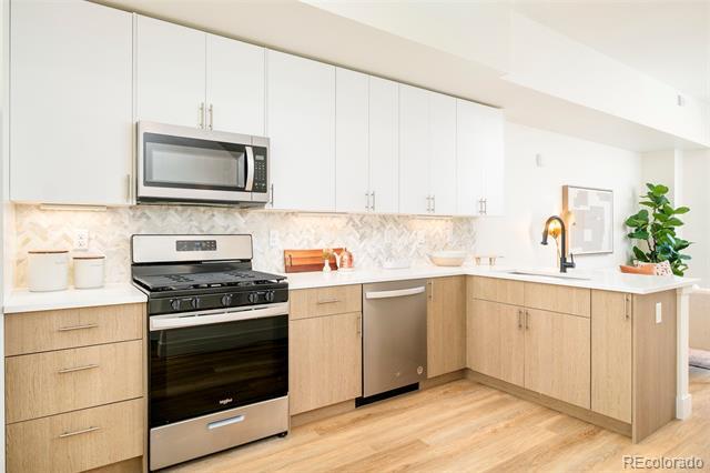 Photo - 2105 S Galapago St Townhome