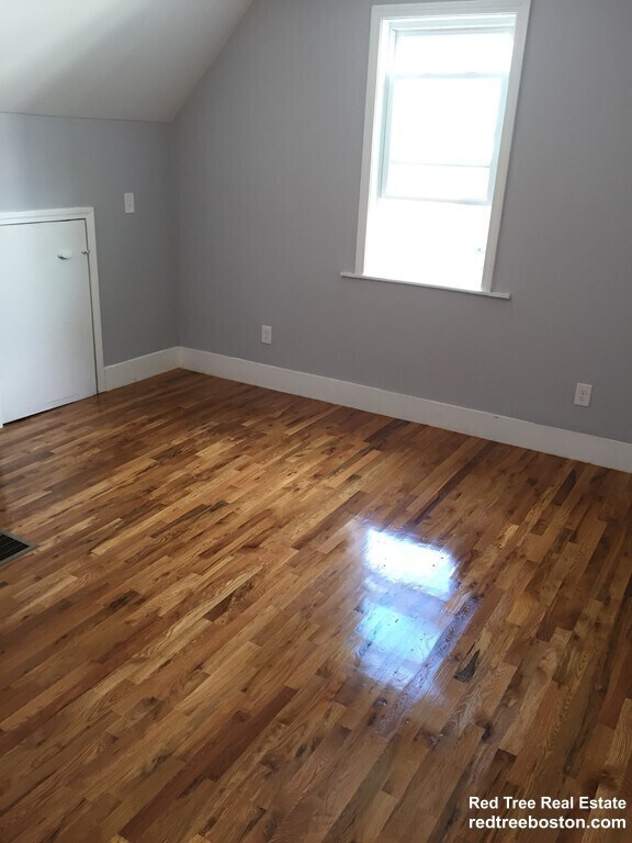 Photo - 39 Pinckney St Unit 3