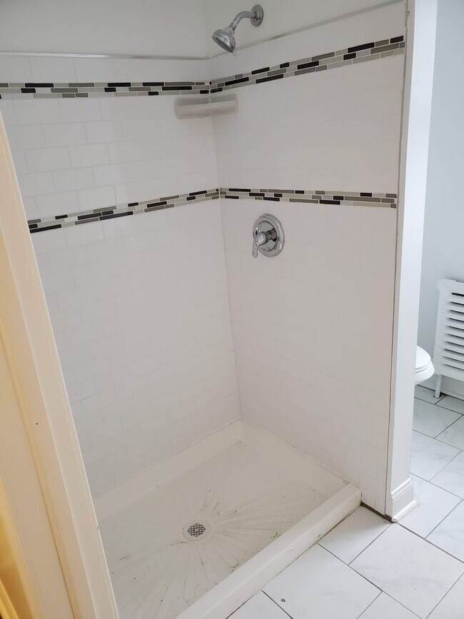 Photo - 2213 Mt Carmel Ave Unidad #2