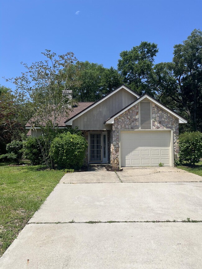 Photo - 1305 Ariel Ct