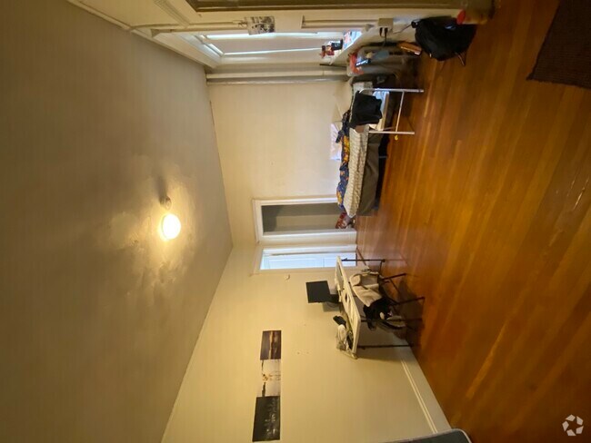 Building Photo - 1171 Boylston St Unit 5 Rental