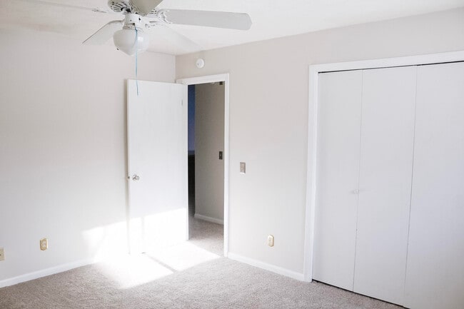 Bedroom - 6721 Boca Vista Dr NE Unit 102