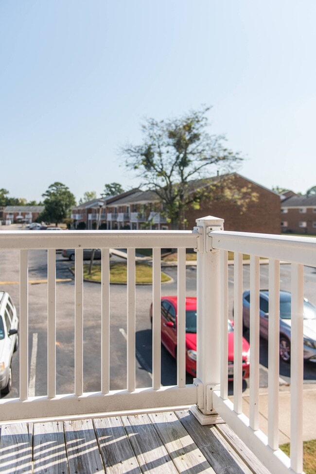 Crosswinds Apartments Chesapeake, VA