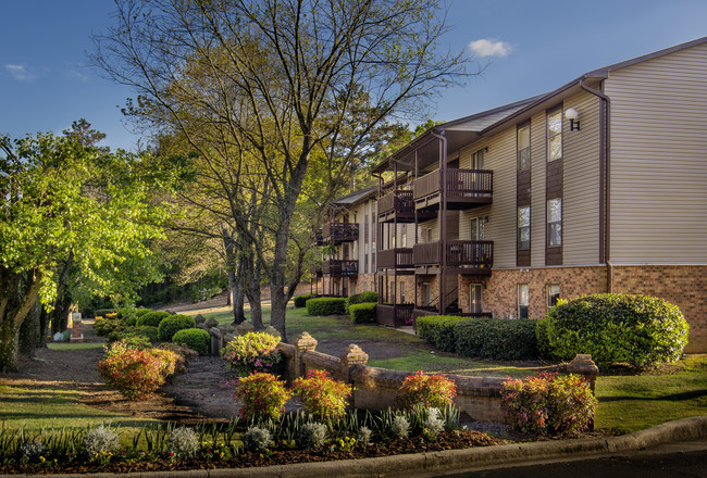 Woodbrook - Woodbrook Apartments