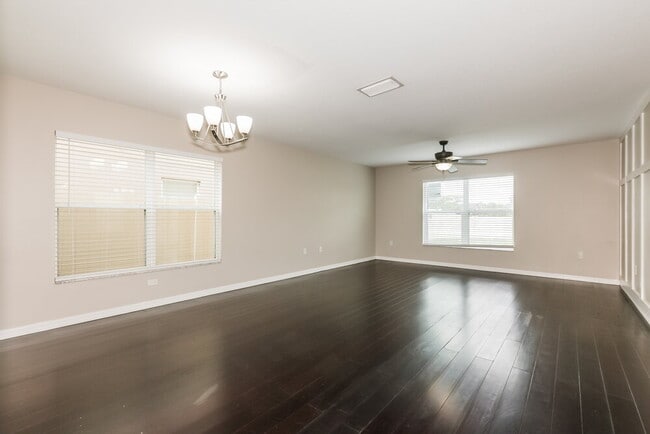 Photo - 7304 Lumber Port Dr