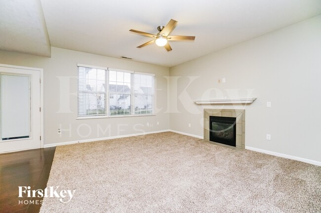 Photo - 4015 Peregrine Pass Dr