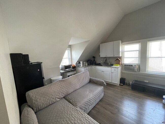 Photo - 40 Scofield Ave