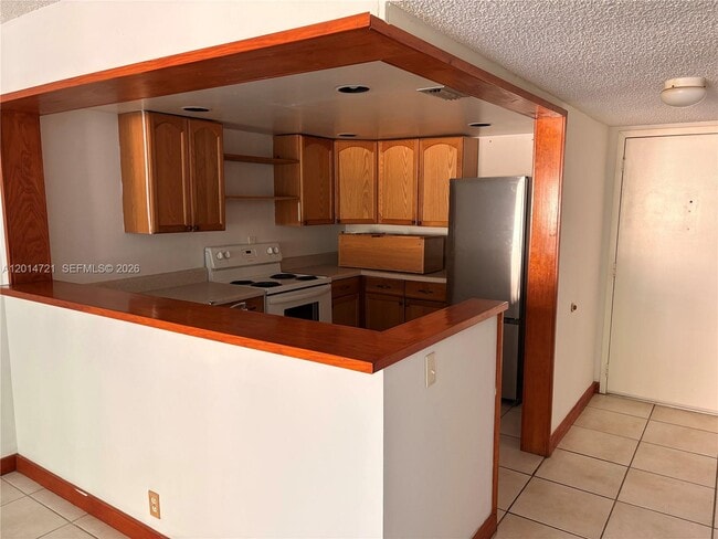 Building Photo - 20860 San Simeon Way Unit 303-6