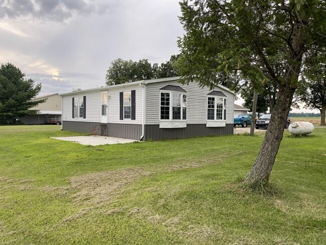 Building Photo - 6388 State Rd Rental