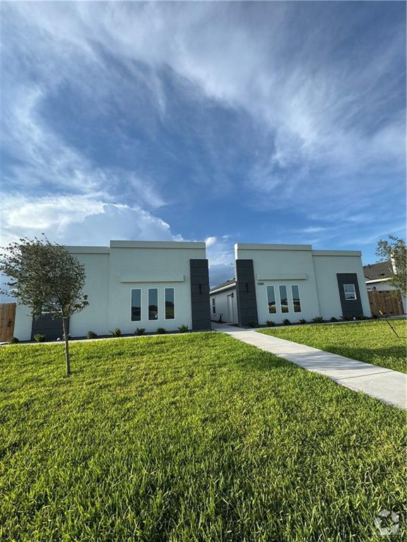 Building Photo - 1200 Country Club Drive Rental