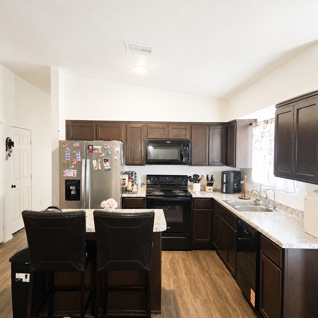 Photo - Almost Brand New Home for Rent!