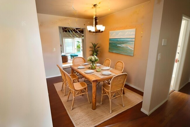 Photo - 1054 N Grand St