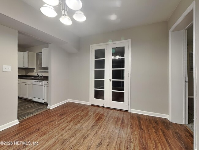 Photo - 6238 Round Oak Ln