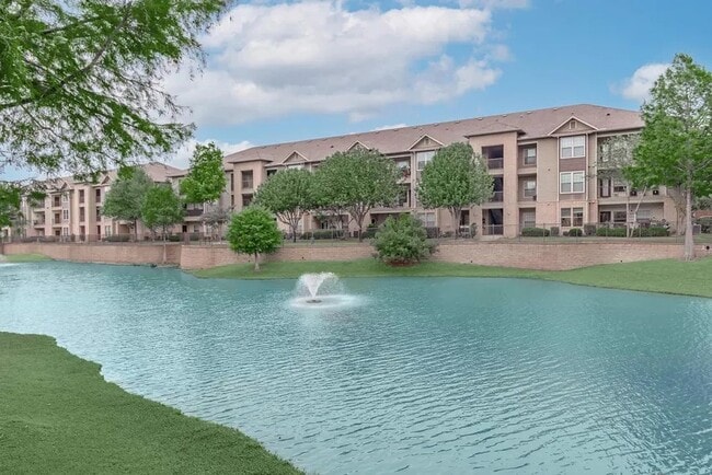 Clearpoint Crossing Residences Apartments