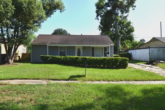 Building Photo - 4038 Erby St Rental