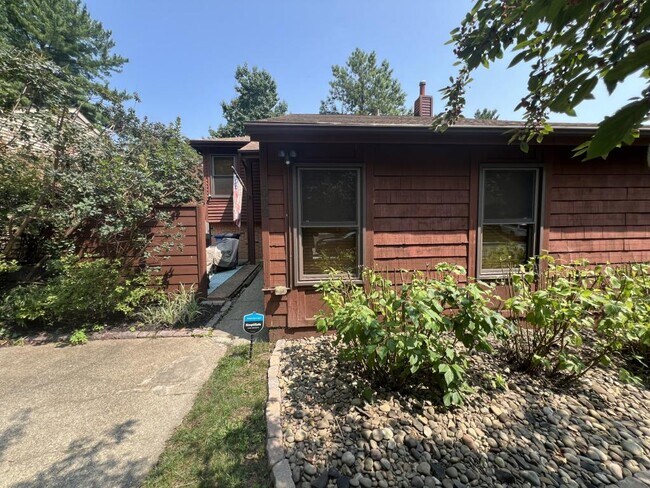 1002 Timber Creek Dr