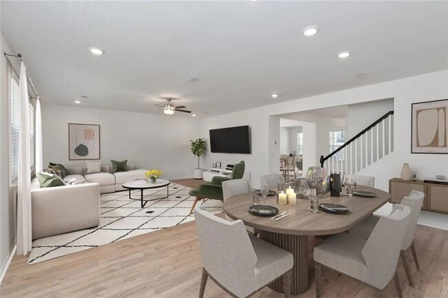 Photo - 2076 Derrick Dr