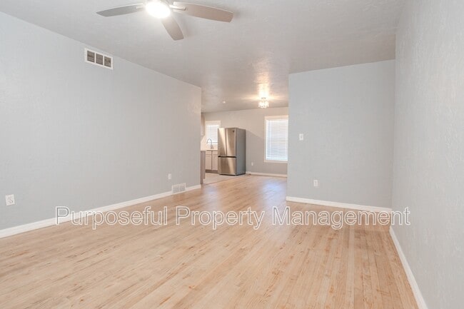 Photo - 4712 N Sterling Ave