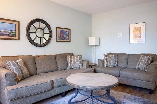 Photo - 507 Arlington Dr