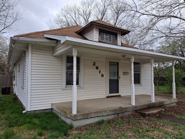 Building Photo - 2619 Jackson St