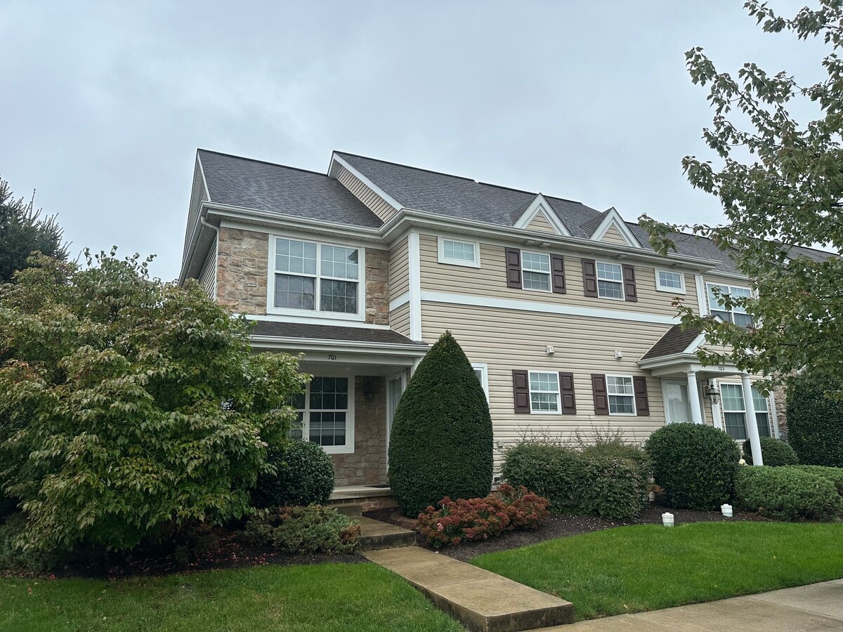 Photo - 701 Brentwood Dr