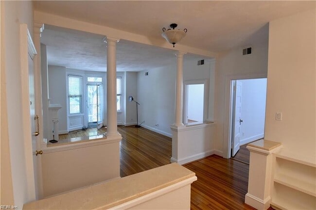 Photo - 1009 Colonial Ave Unit 3