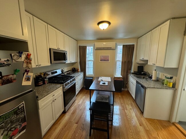 Photo - 83 Bolton St Unidad 1