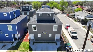 Building Photo - 3038 W Salinas