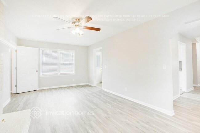 Photo - 6647 Forestdale Ln