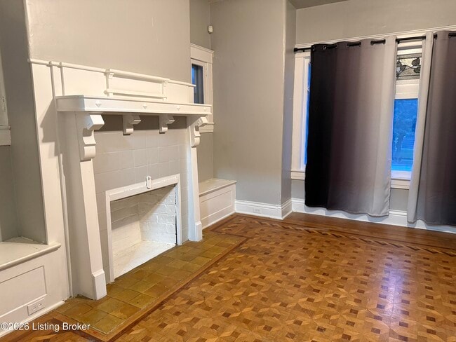Photo - 1024 Cecil Ave