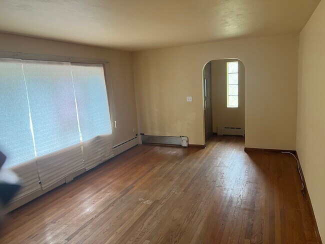 Photo - 1600 Lincoln St