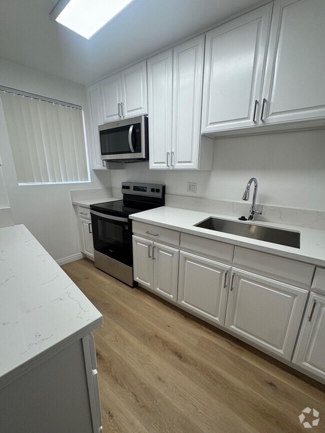 Building Photo - Santa Monica La Ronda Rental