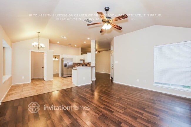 Photo - 3503 Daisy Ln