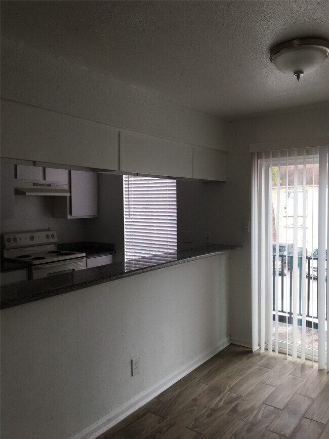 Photo - 6200 W Tidwell Rd Unidad 2504