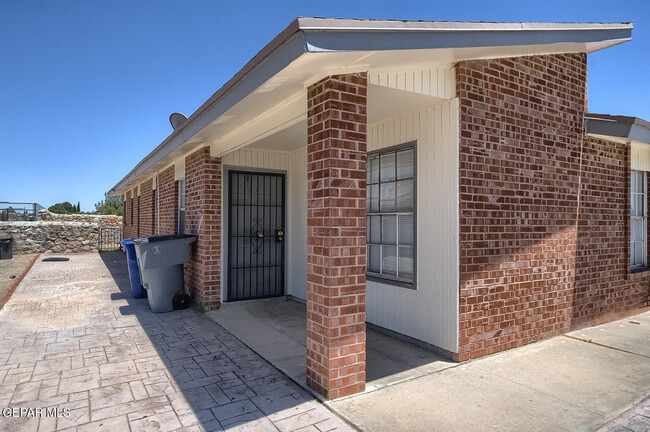 Photo - 3536 E Glen Dr