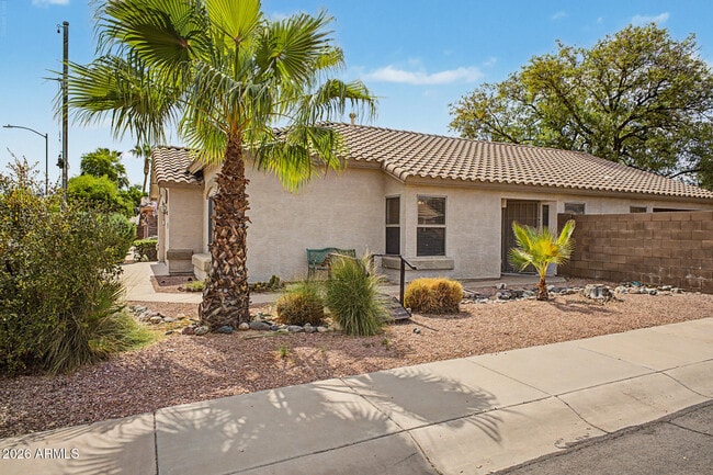 Photo - 15665 W Carmen Dr