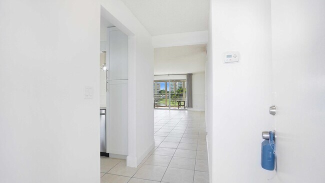 Photo - 401 SE 3rd St Unit 308