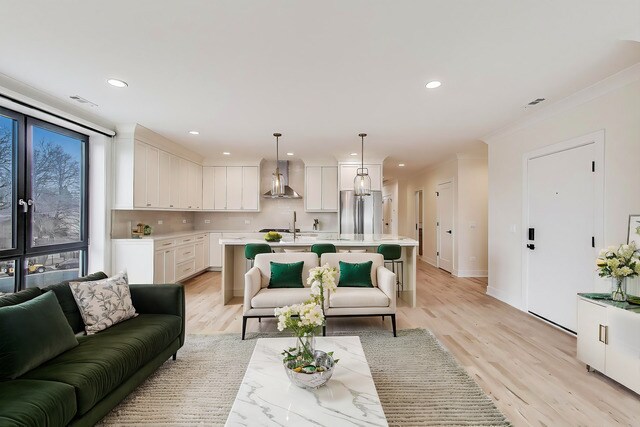 5019 N Lincoln Ave Unit 3N