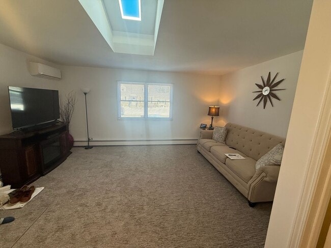 Photo - 83 Beecher Rd