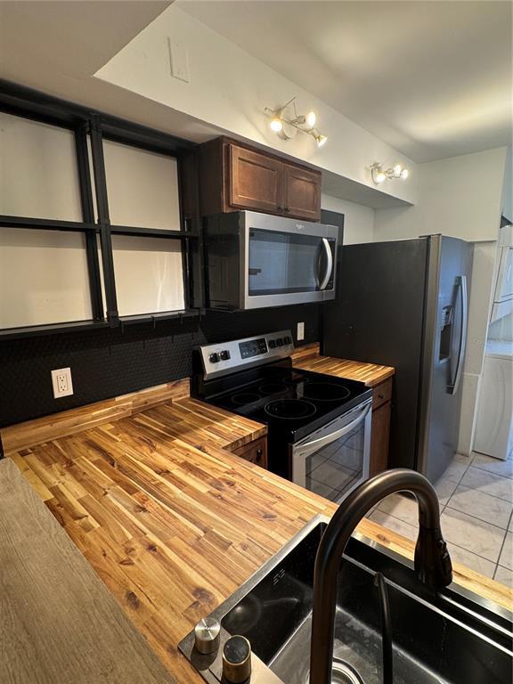 Photo - 2900 S Semoran Blvd Unidad S