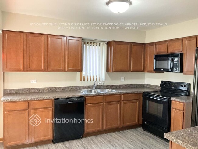 Photo - 15515 Long Ave