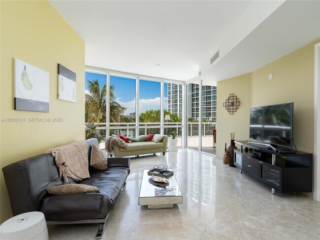 Building Photo - 18101 Collins Ave Unit 503