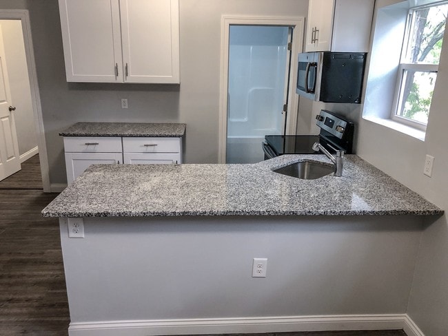 Photo - 11 N Miami St Unit 4