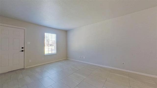 Photo - 502 E Norwood Cir