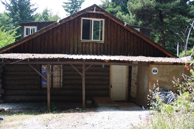 Building Photo - 1309 Patricks Point Dr Rental