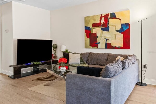 Photo - 209 N Westland Ave