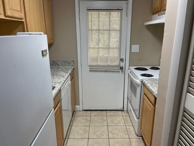 Photo - 600 Mary Beth Ave