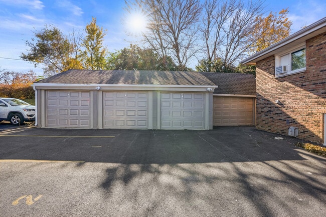 Photo - 535 Pasadena Ave