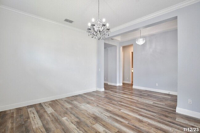 Photo - Gorgeous 3/2 Spacious Home with a Fenced B...