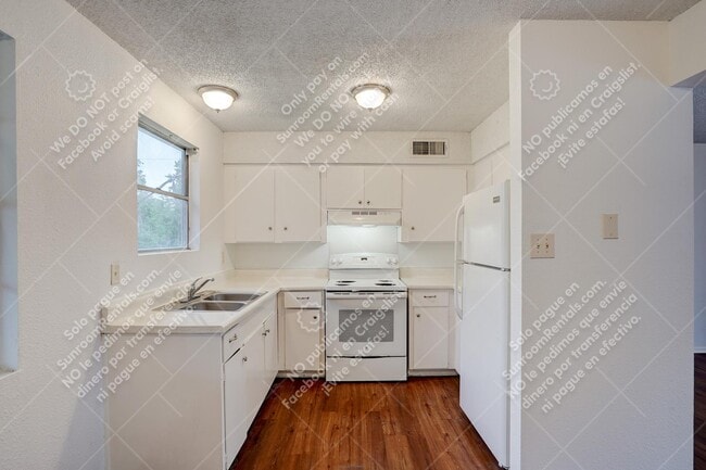 Photo - 748 Old Martindale Rd